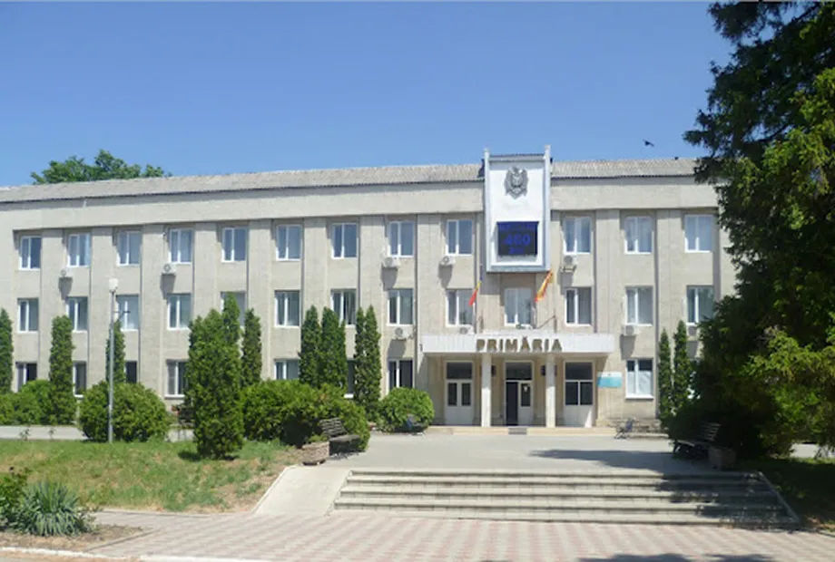 FERESTRE PVC BRICENI